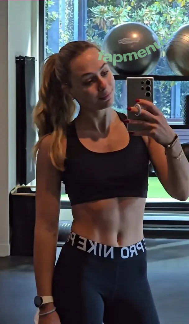 Sophia Flörsch nude photo #0332 (SophiaFloersch)