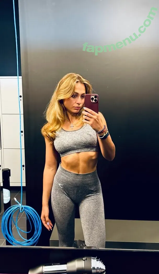 Sophia Flörsch nude photo #0660 (SophiaFloersch)