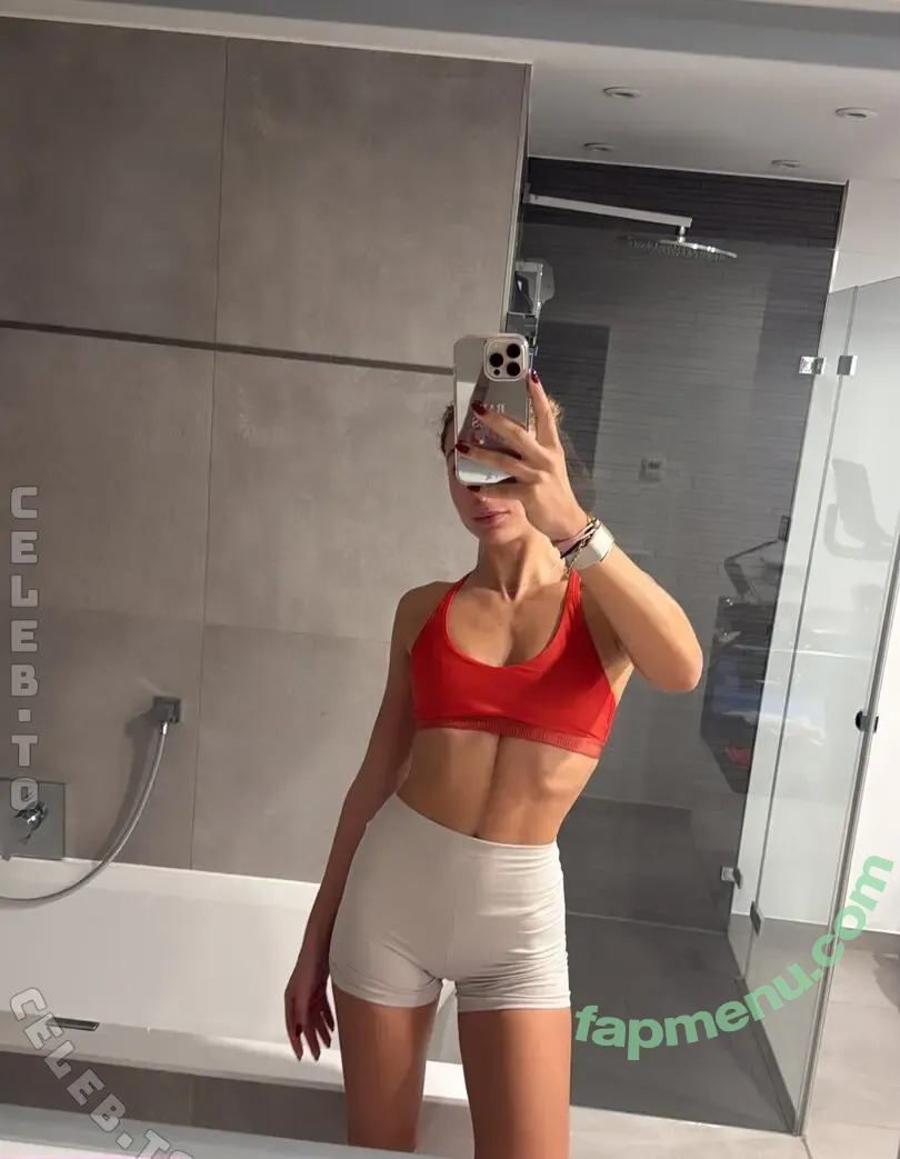 Sophia Flörsch nude photo #0699 (SophiaFloersch / SophiaFloerschOfficial)