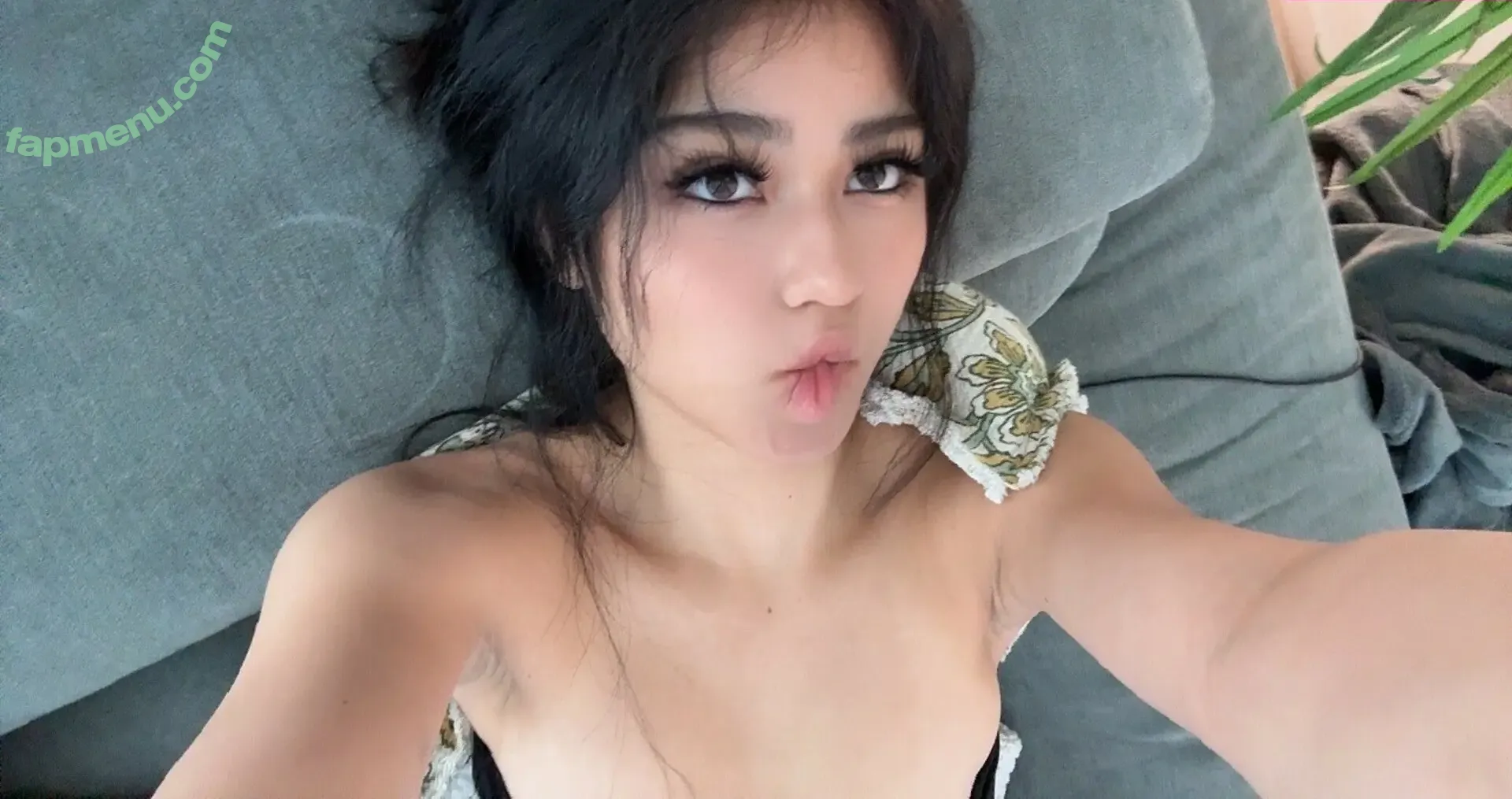 sophia.frutos nude photo #0008 (sophia.frutos)