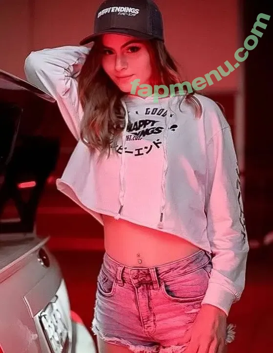 Sophia Garcia nude photo #0099 (Stradman Girlfriend / sophiagarcia___)