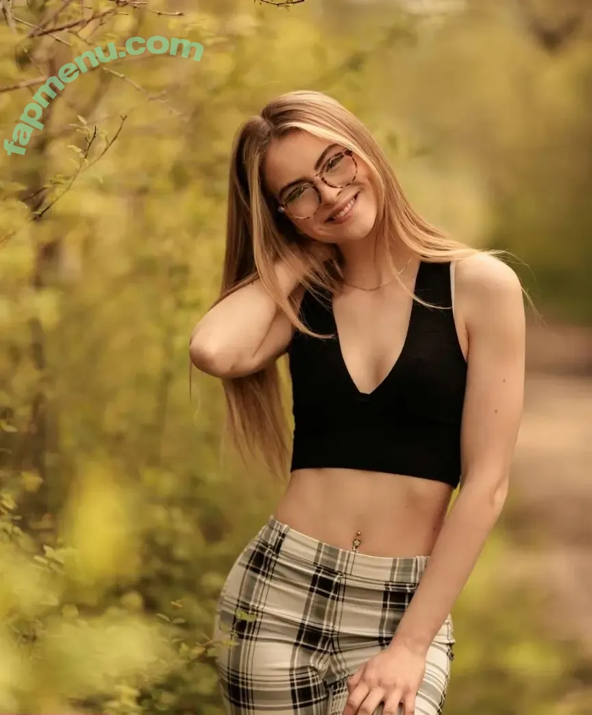 Sophia Garcia nude photo #0110 (Stradman Girlfriend / sophiagarcia___)