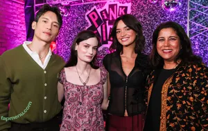 Sophia Hammons / thesophiahammons nude photo #0053