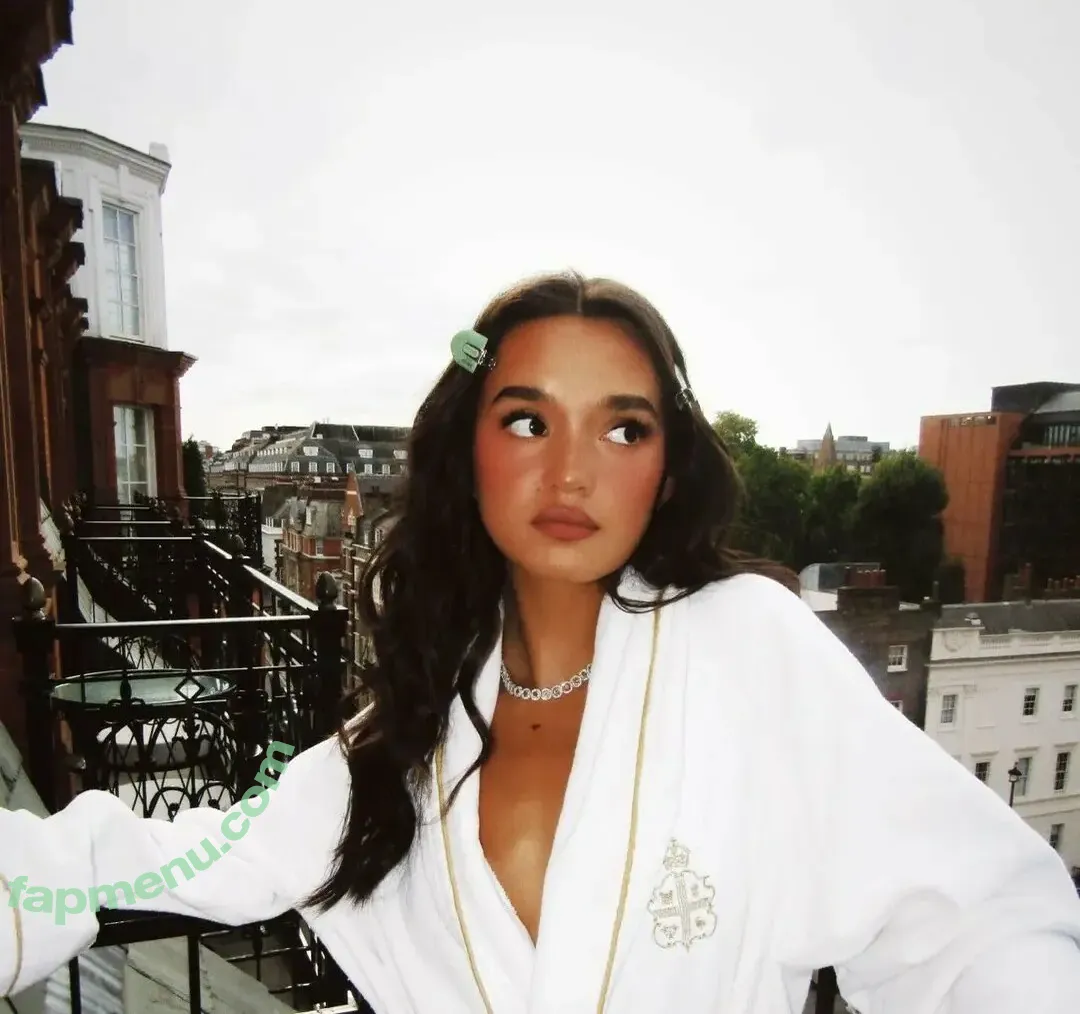 Sophia Hammons nude photo #0107 (thesophiahammons)