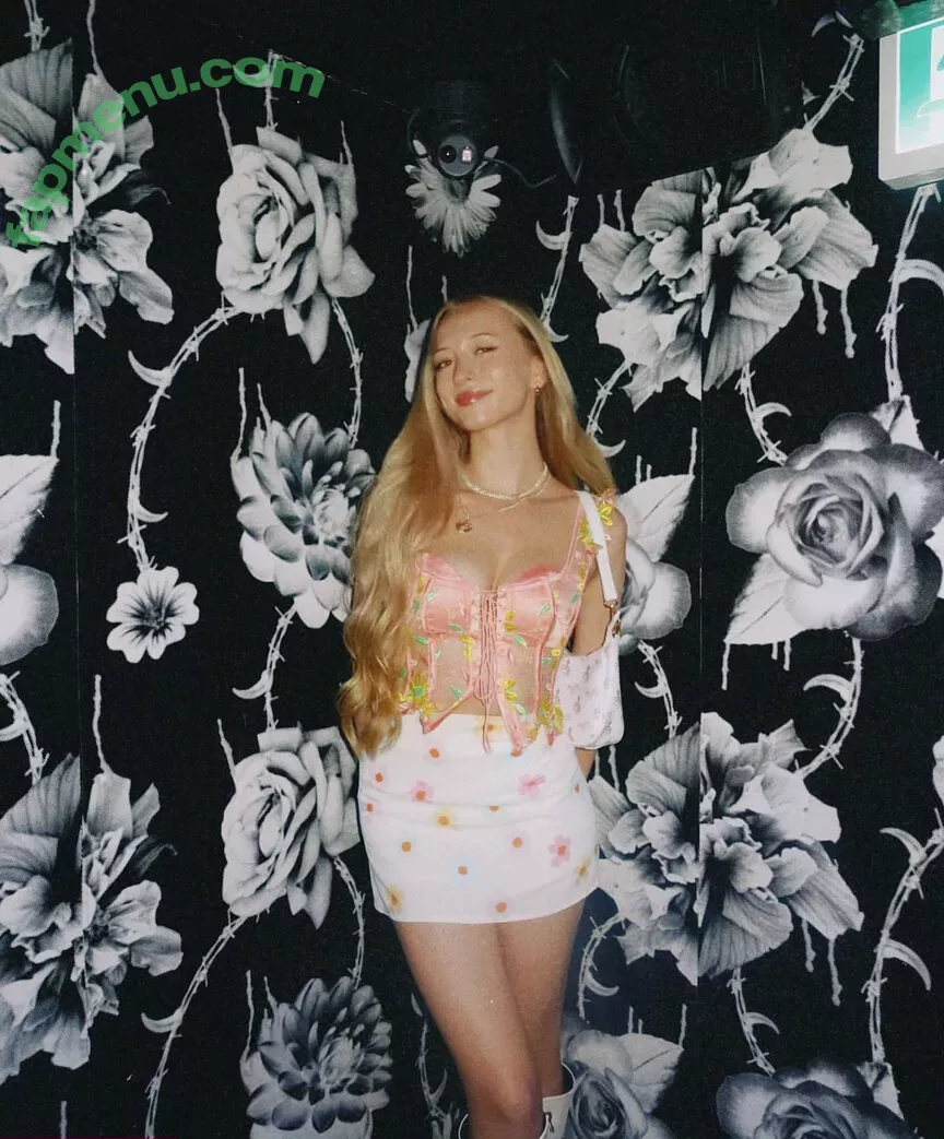 sophia.ilysm nude photo #0087 (Sophia Diamond)