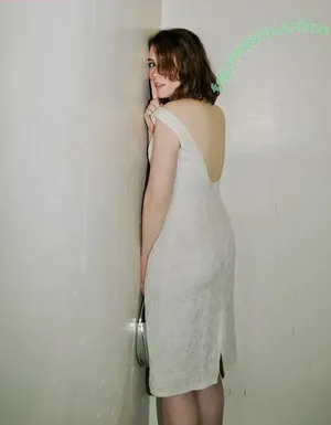 Sophia Lillis / sophialillis nude photo #0127