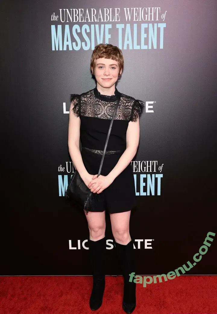 Sophia Lillis nude photo #0061 (sophialillis)