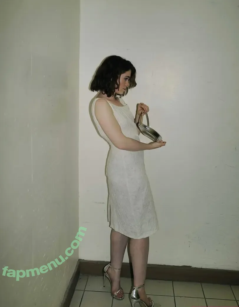 Sophia Lillis nude photo #0124 (sophialillis)