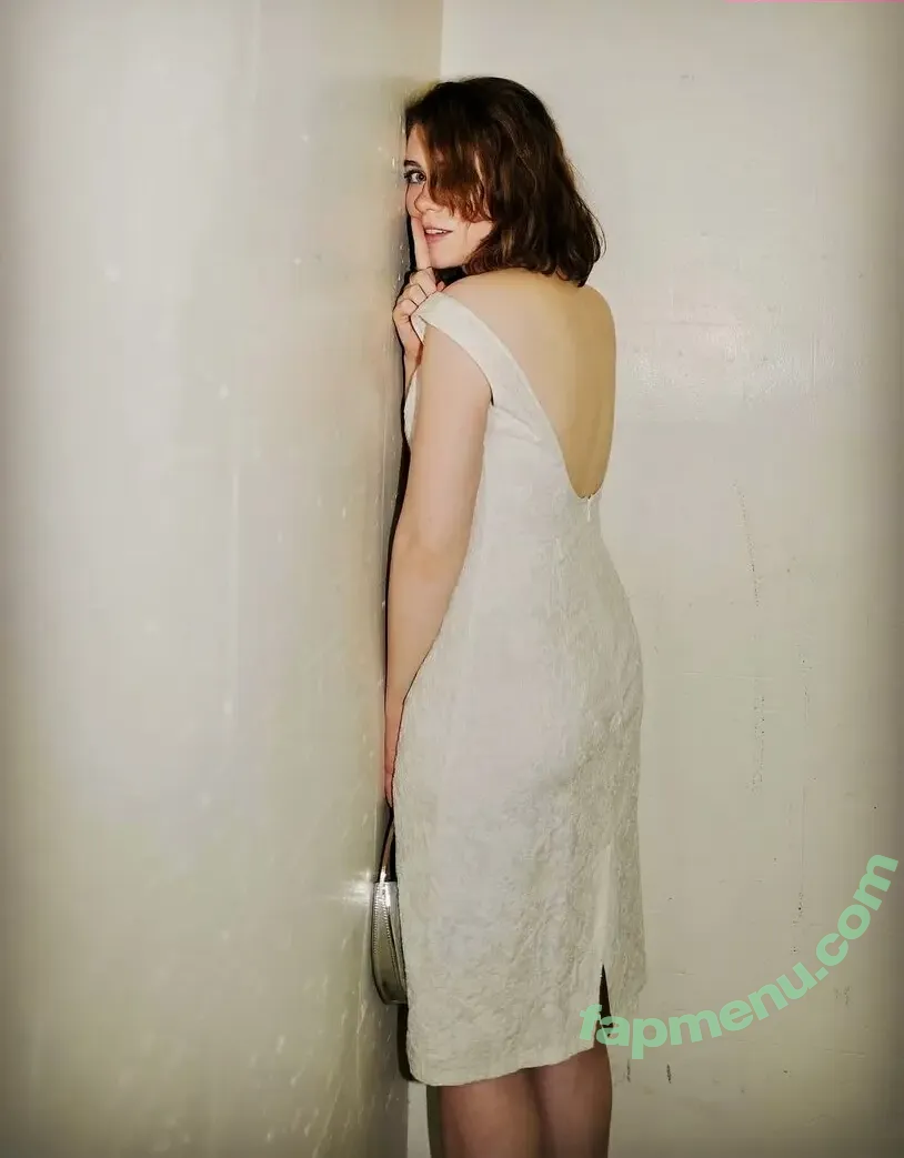 Sophia Lillis nude photo #0126 (sophialillis)