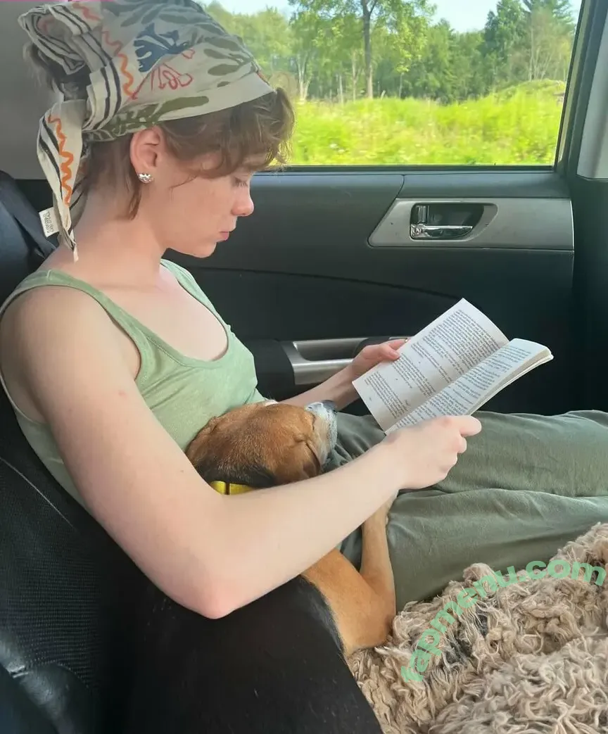 Sophia Lillis nude photo #0166 (sophialillis)