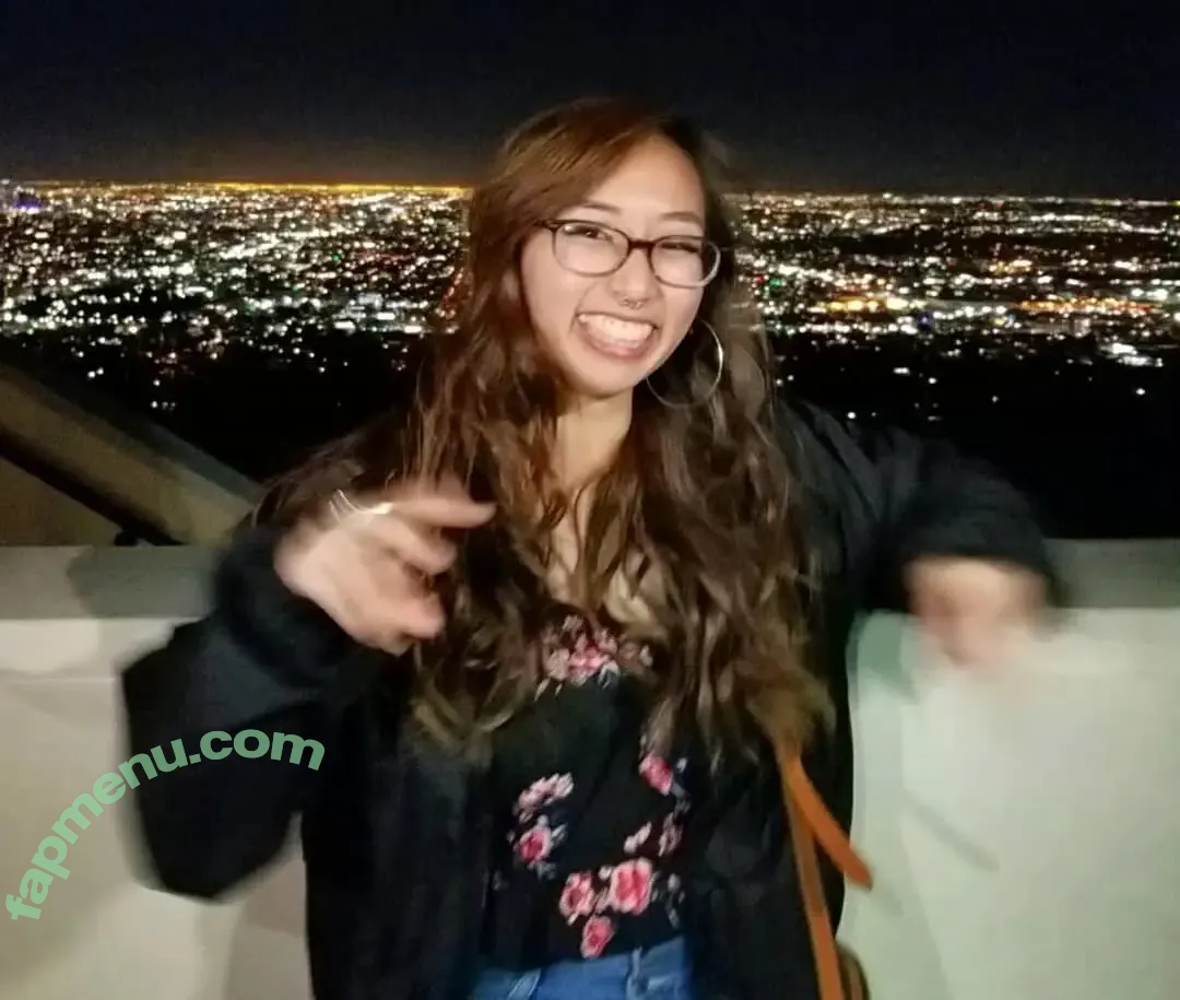 Sophia Phan nude photo #0278 (EatMyPhannnie / Sophiaphannn)