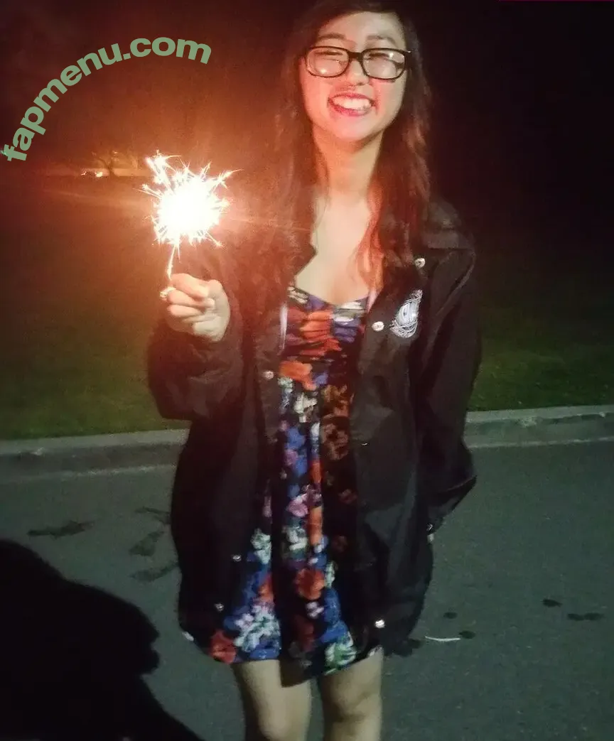 Sophia Phan nude photo #0335 (EatMyPhannnie / Sophiaphannn)