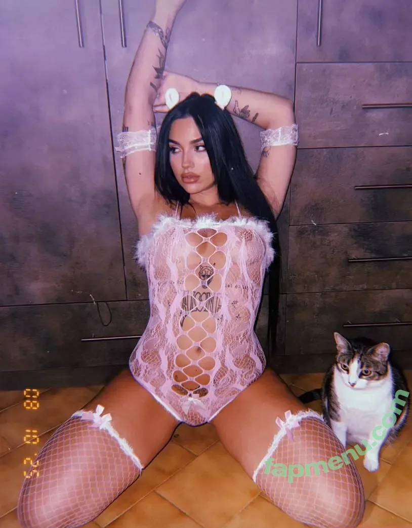 Sophia_rizou nude photo #0023 (sophiarz)