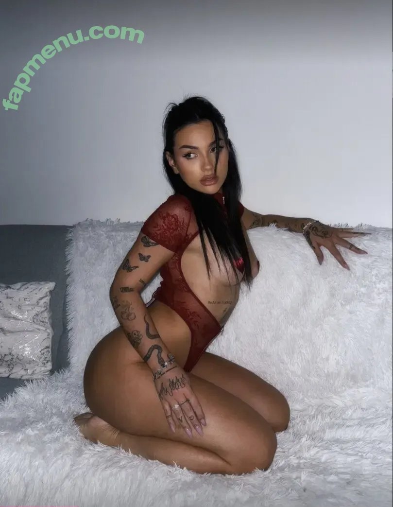 Sophia_rizou nude photo #0036 (sophiarz)