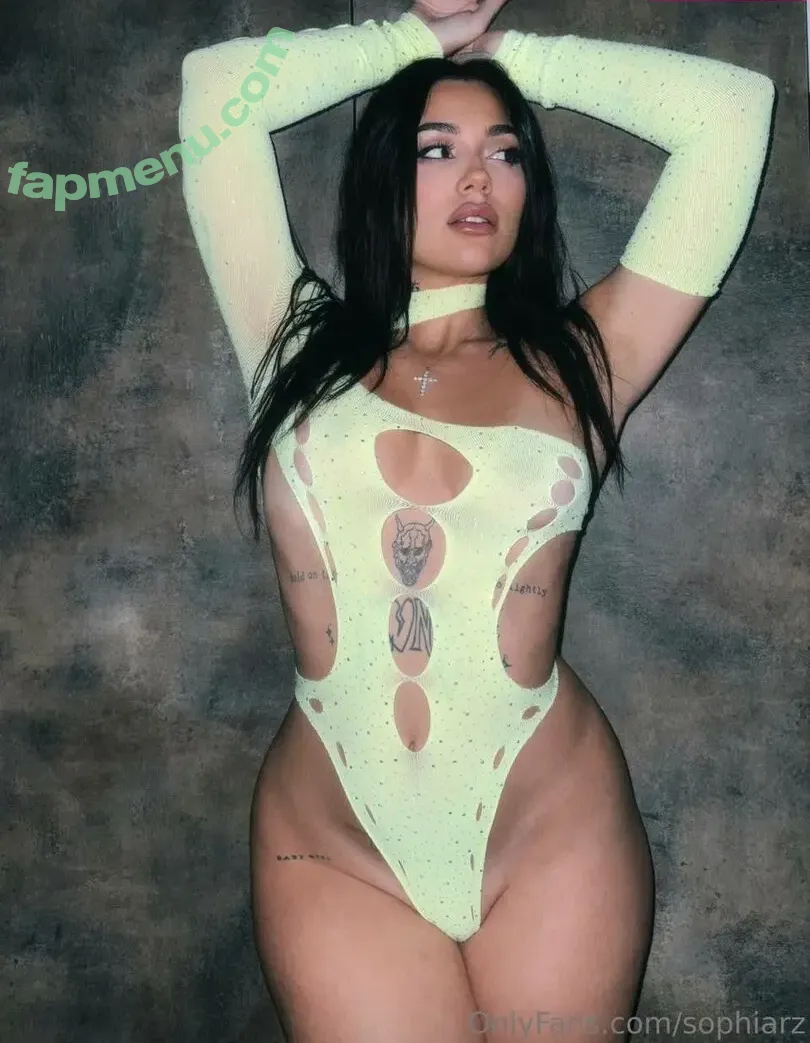 Sophia_rizou nude photo #0042 (sophiarz)