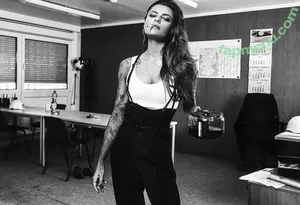 Sophia Thomalla / sophiathomalla / thomallasophia nude photo #0028