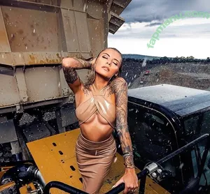 Sophia Thomalla / sophiathomalla / thomallasophia nude photo #0035