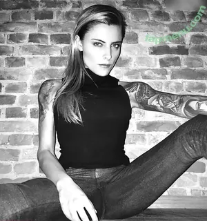 Sophia Thomalla / sophiathomalla / thomallasophia nude photo #0161