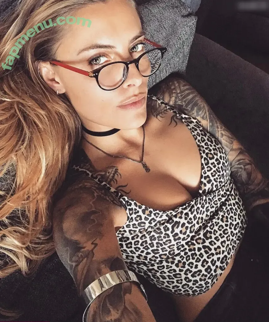 Sophia Thomalla nude photo #0010 (sophiathomalla / thomallasophia)