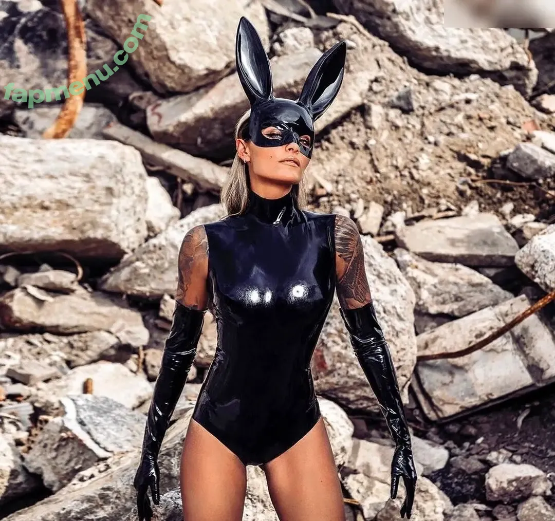 Sophia Thomalla nude photo #0036 (sophiathomalla / thomallasophia)