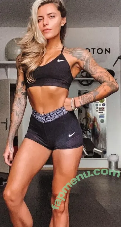 Sophia Thomalla nude photo #0038 (sophiathomalla / thomallasophia)