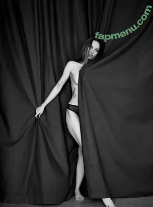 Sophia Volzhenskaia / sophia.volzhenskaia / volzhenskaia nude photo #0415