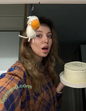 Sophia Volzhenskaia / sophia.volzhenskaia / volzhenskaia nude photo #0439