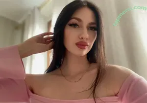 sophiaabelow / sophie.abelow nude photo #0100