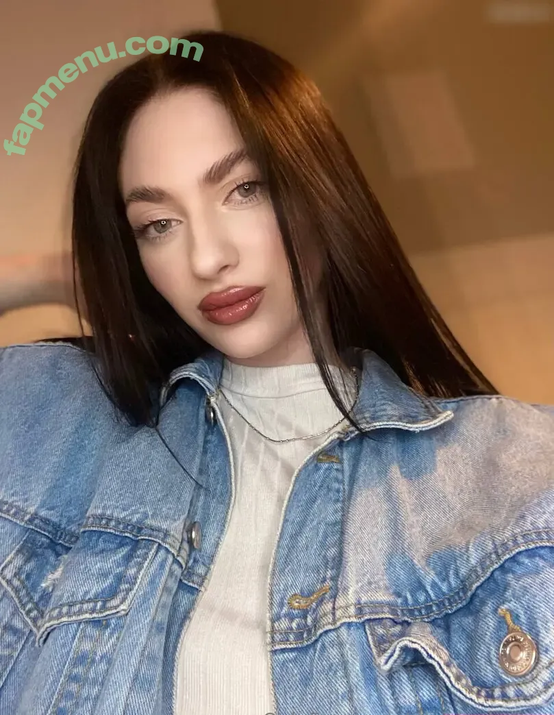 sophiaabelow nude photo #0020 (sophiaabelow)