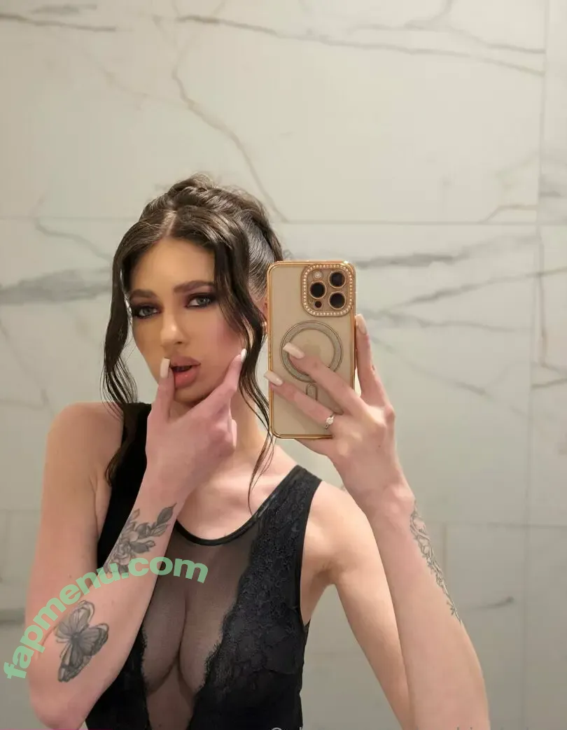 sophiaabelow nude photo #0109 (sophie.abelow)