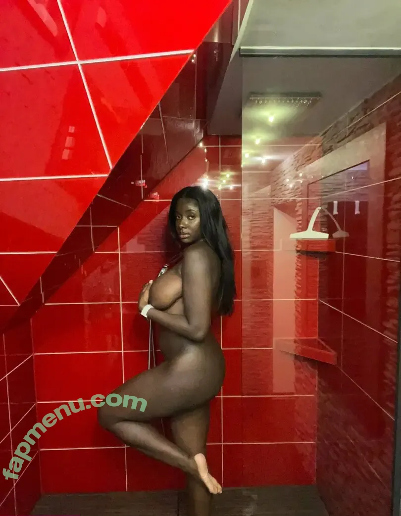 sophiaawest nude photo #0037 (sophiaawest)