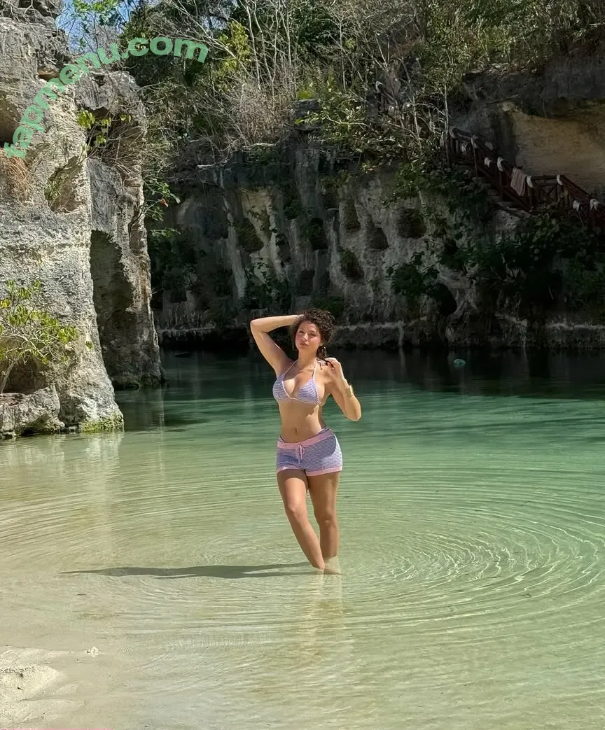 Sophiacarolinag nude photo #0014 (Sophiac.Gonzalez)