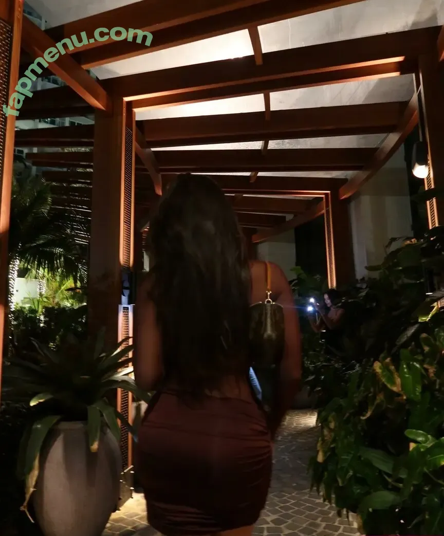 Sophiacarolinag nude photo #0020 (Sophiac.Gonzalez)