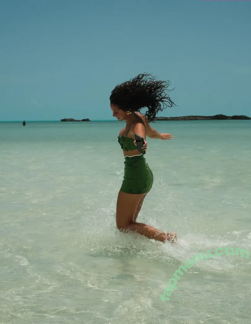 Sophiacarolinag nude photo #0035 (Sophiac.Gonzalez)