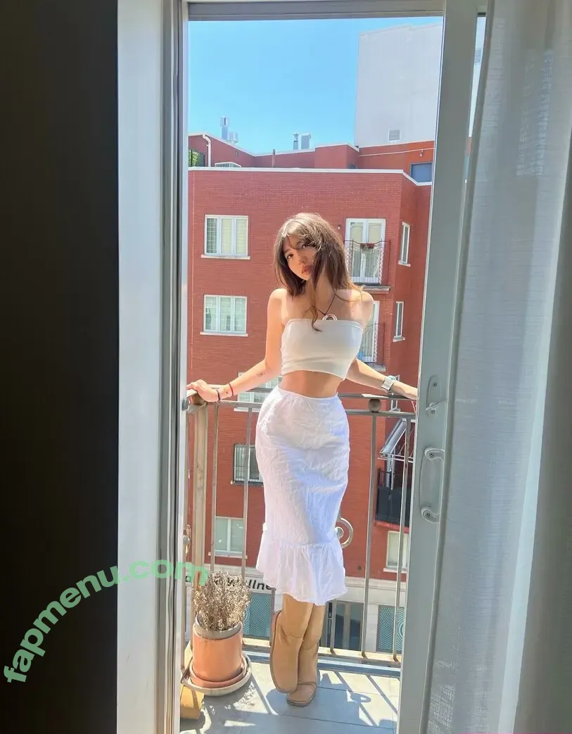 Sophiafone nude photo #0010 (Sophiefone / lolfofisofi)