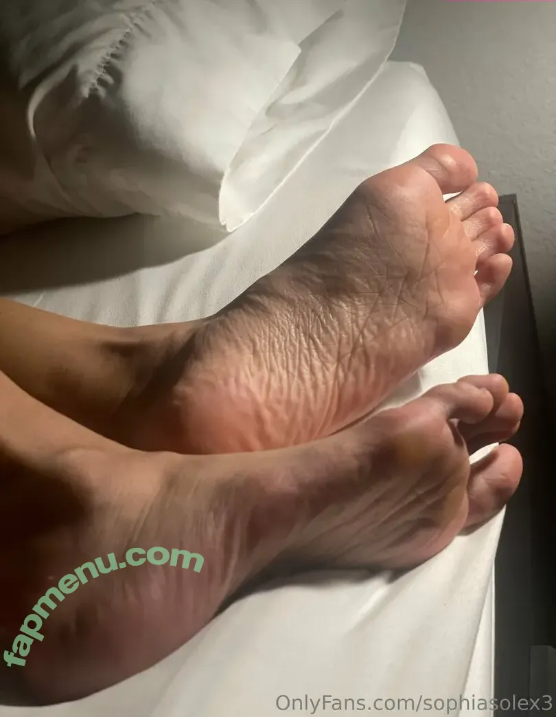 sophiasolex3 nude photo #0099 (footconnoisseur790)