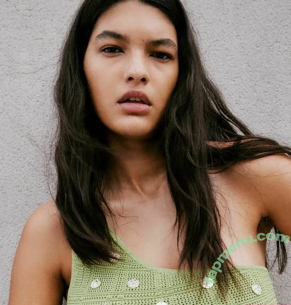 Sophie Alice nude photo #0091 (soph.alicex)