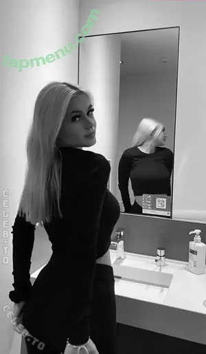 Sophie Amalia / sophie_amalia11 nude photo #0045