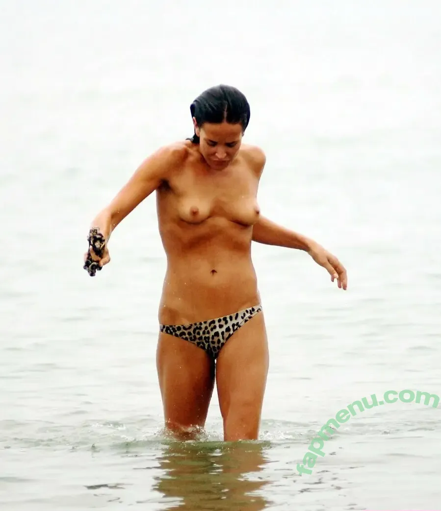 Sophie Anderton nude photo #0060 (sophie.anderton)