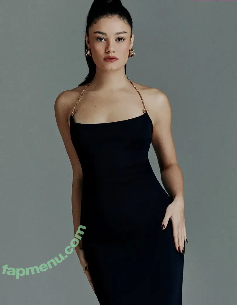 Sophie Charlotte nude photo #0154 (sophiecharlotte1)