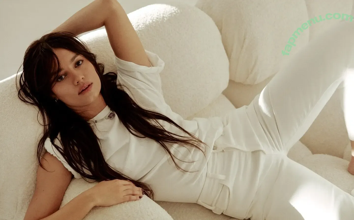 Sophie Charlotte nude photo #0161 (sophiecharlotte1)