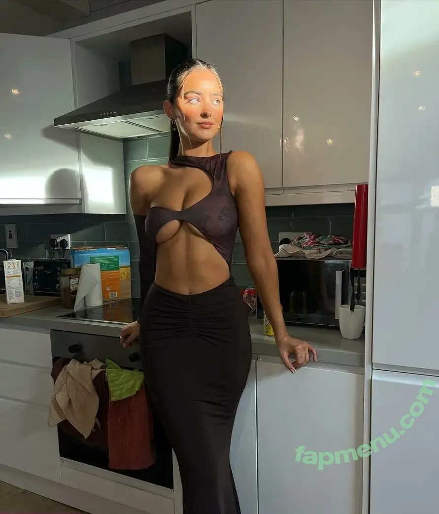 Sophie Clifford nude photo #0184 (sophieaclifford / sophieclifford / sophieclifford1)