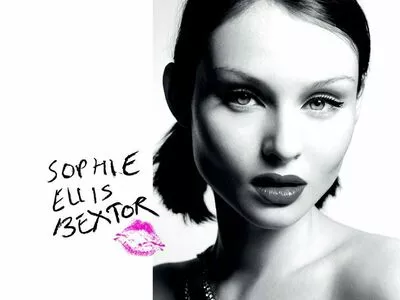 Sophie Ellis-Bextor / sophieellisbextor nude photo #0027