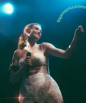 Sophie Ellis-Bextor / sophieellisbextor nude photo #0294