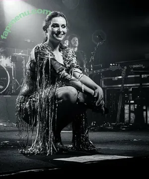 Sophie Ellis-Bextor / sophieellisbextor nude photo #0301