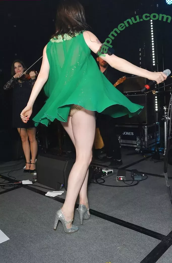 Sophie Ellis-Bextor nude photo #0022 (sophieellisbextor)