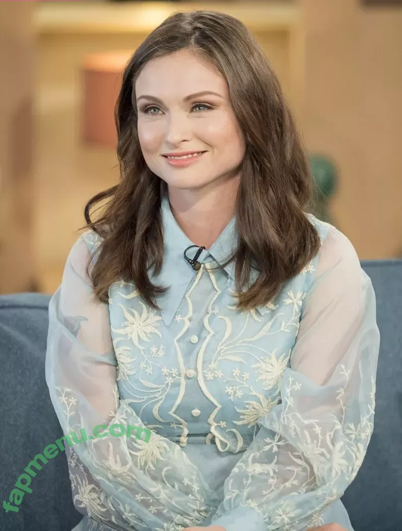 Sophie Ellis-Bextor nude photo #0064 (sophieellisbextor)
