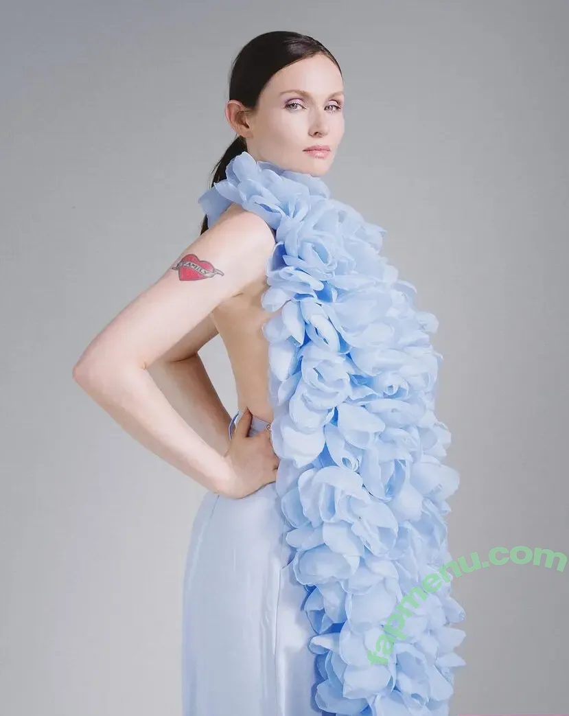 Sophie Ellis-Bextor nude photo #0251 (sophieellisbextor)