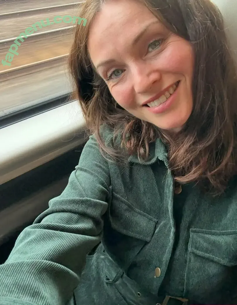 Sophie Ellis-Bextor nude photo #0274 (sophieellisbextor)