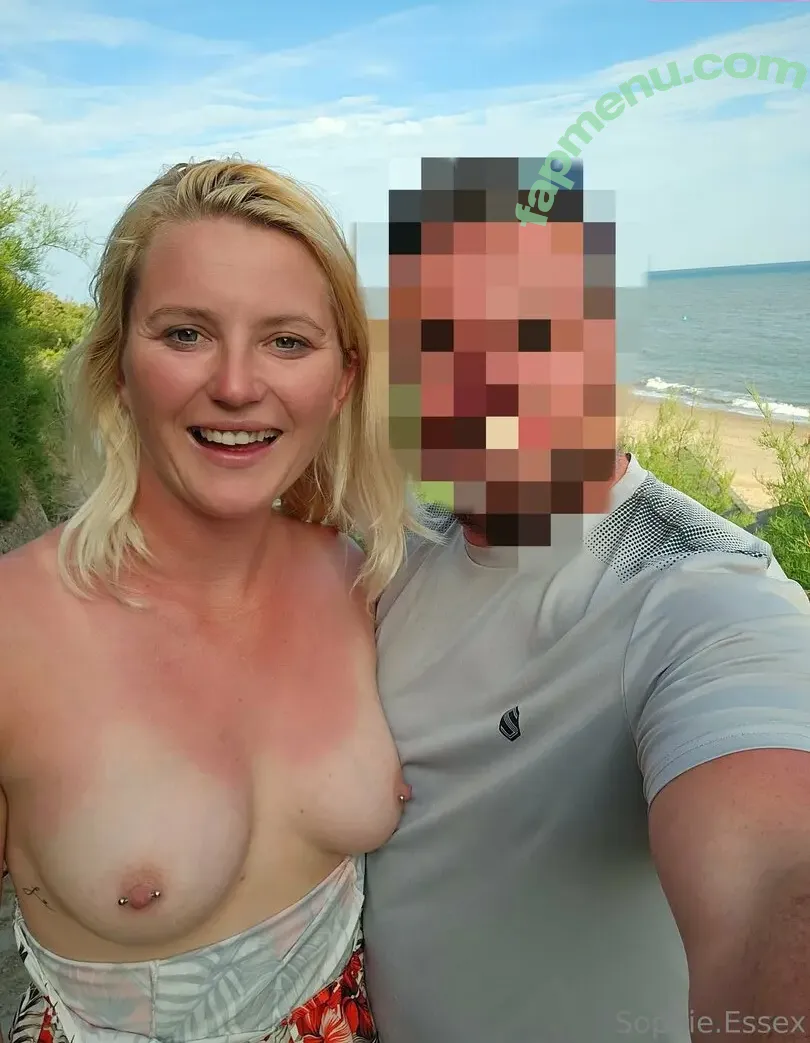 sophie.essex nude photo #0198 (essex_sophie_xx)